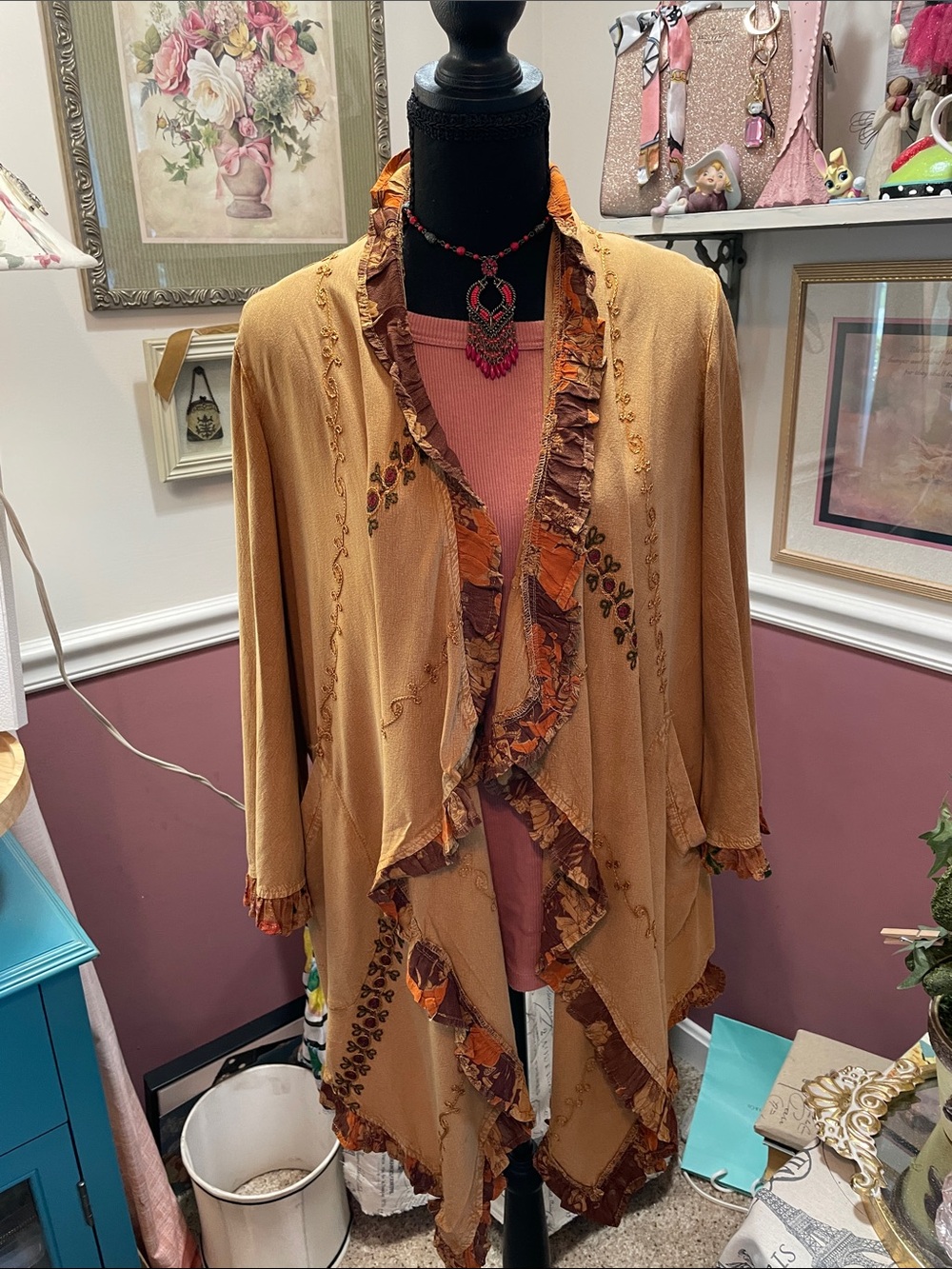 Boho Ruffled Floral Embroidered - Patchwork Young Threads Short Kimono